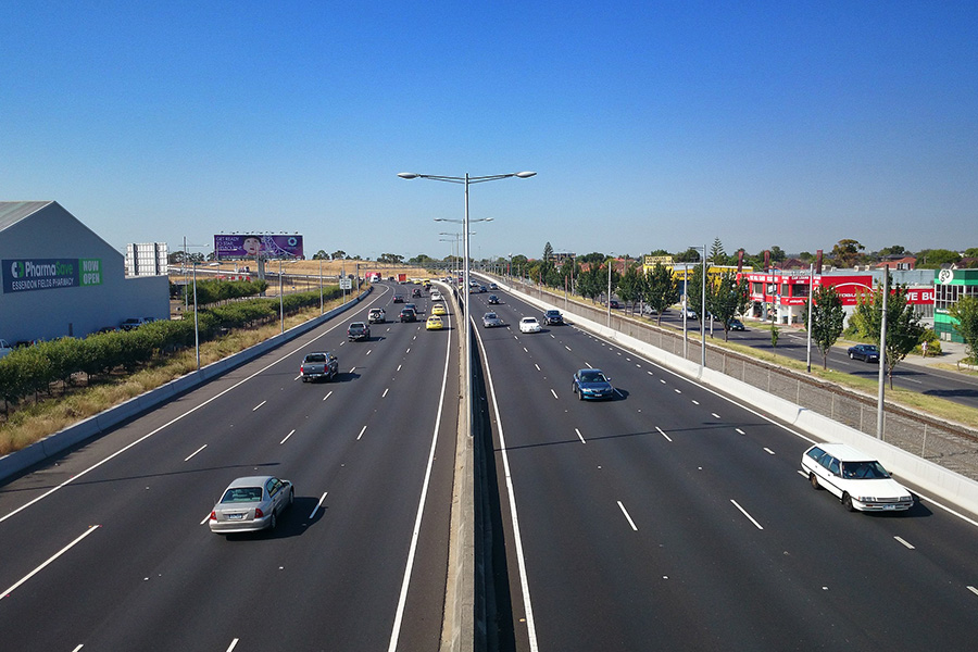 driving-on-freeway-do-don-t-driving-school-in-narre-warren